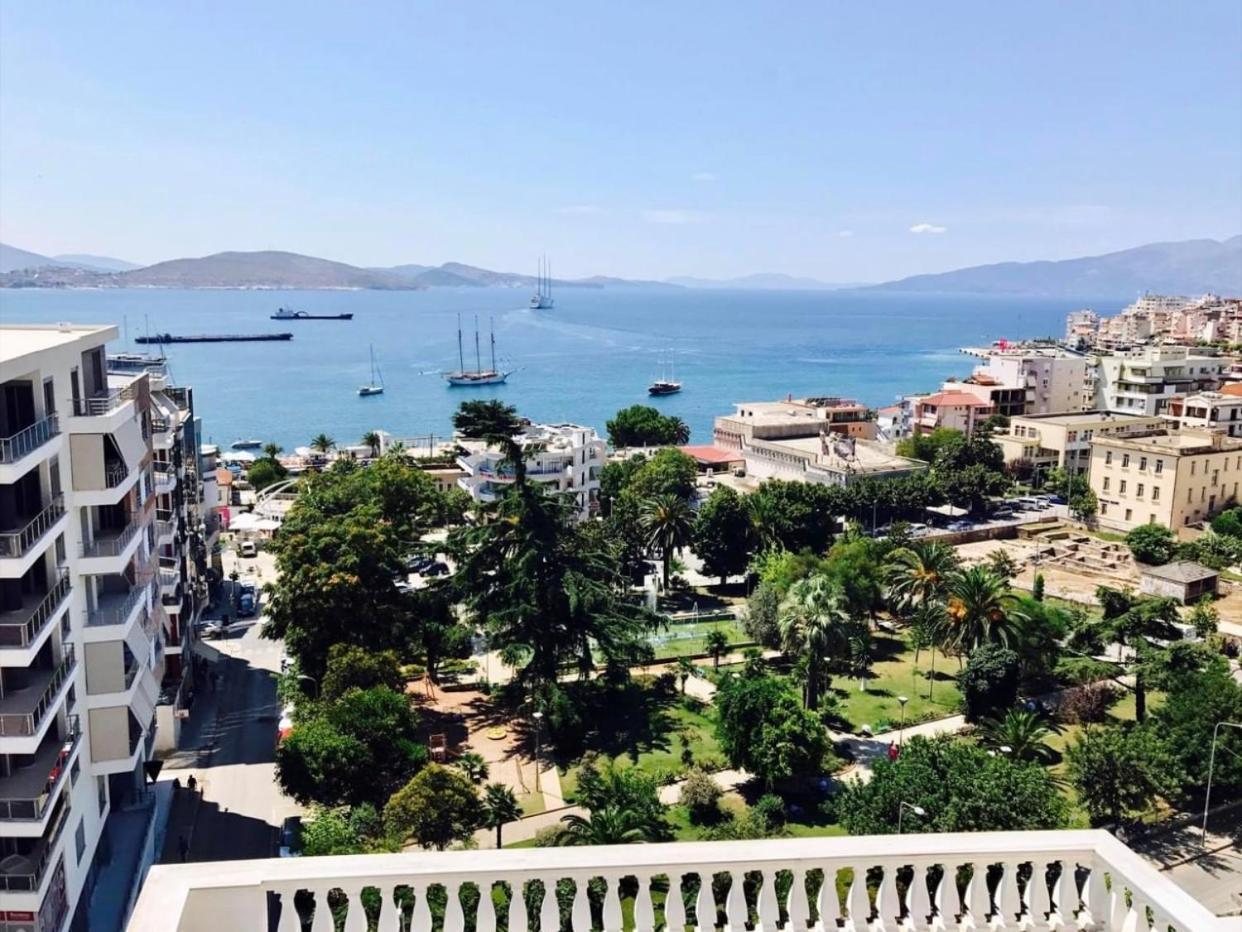 Amarilis Luxury Apartments Sarandë Exteriör bild