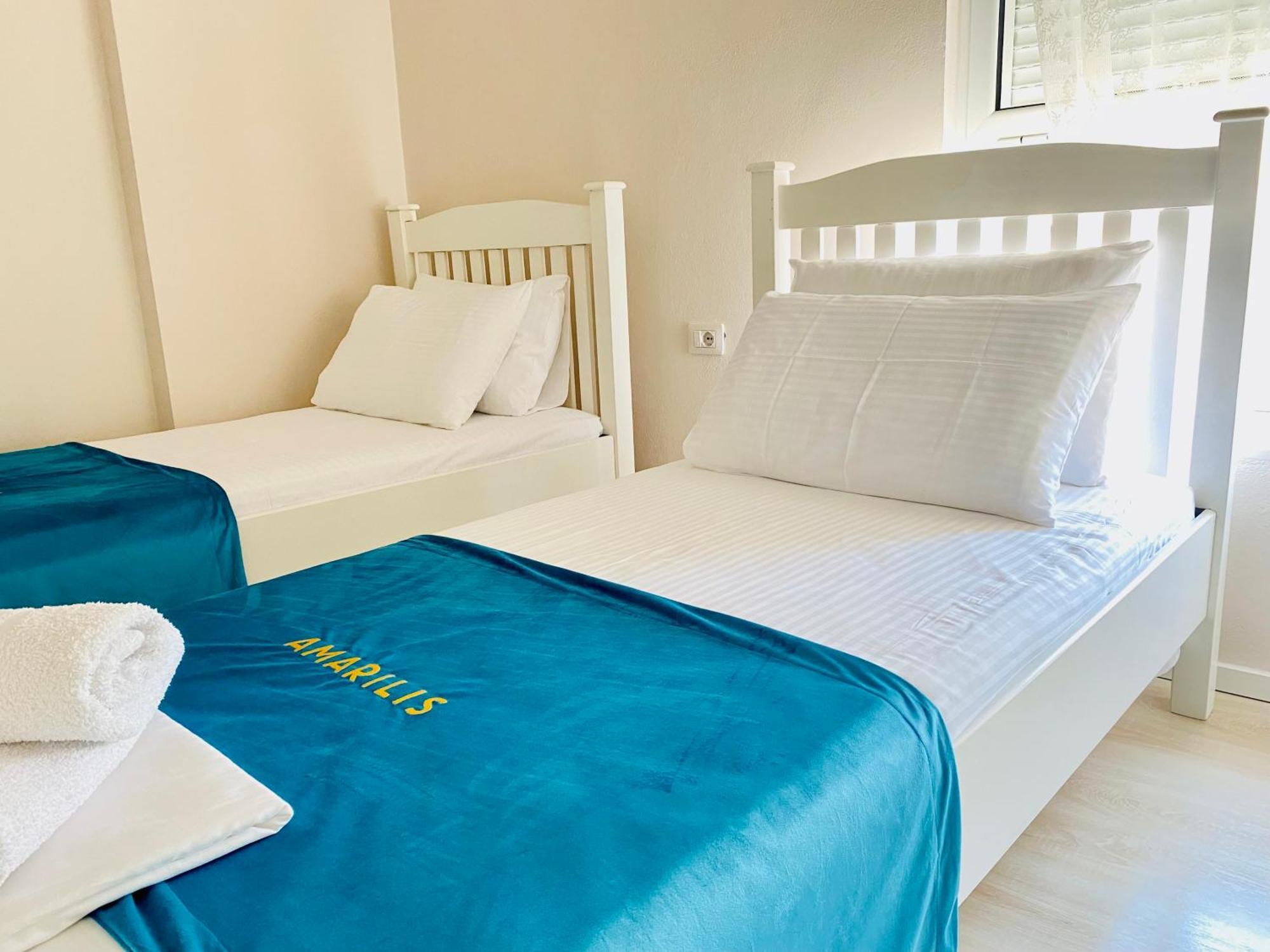 Amarilis Luxury Apartments Sarandë Exteriör bild