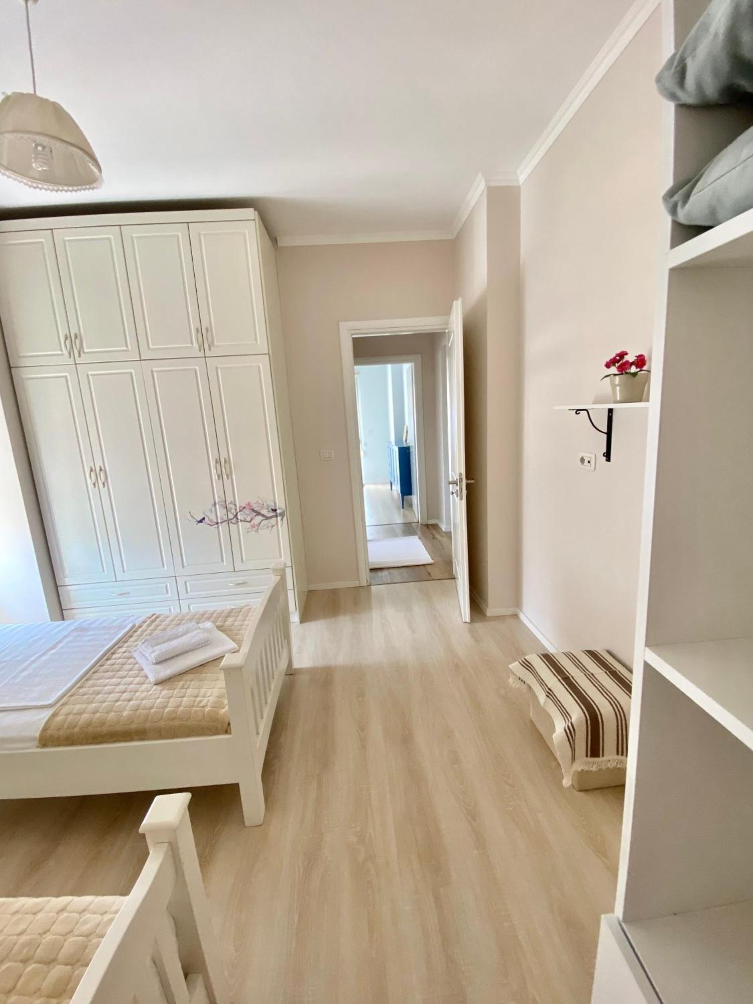Amarilis Luxury Apartments Sarandë Exteriör bild