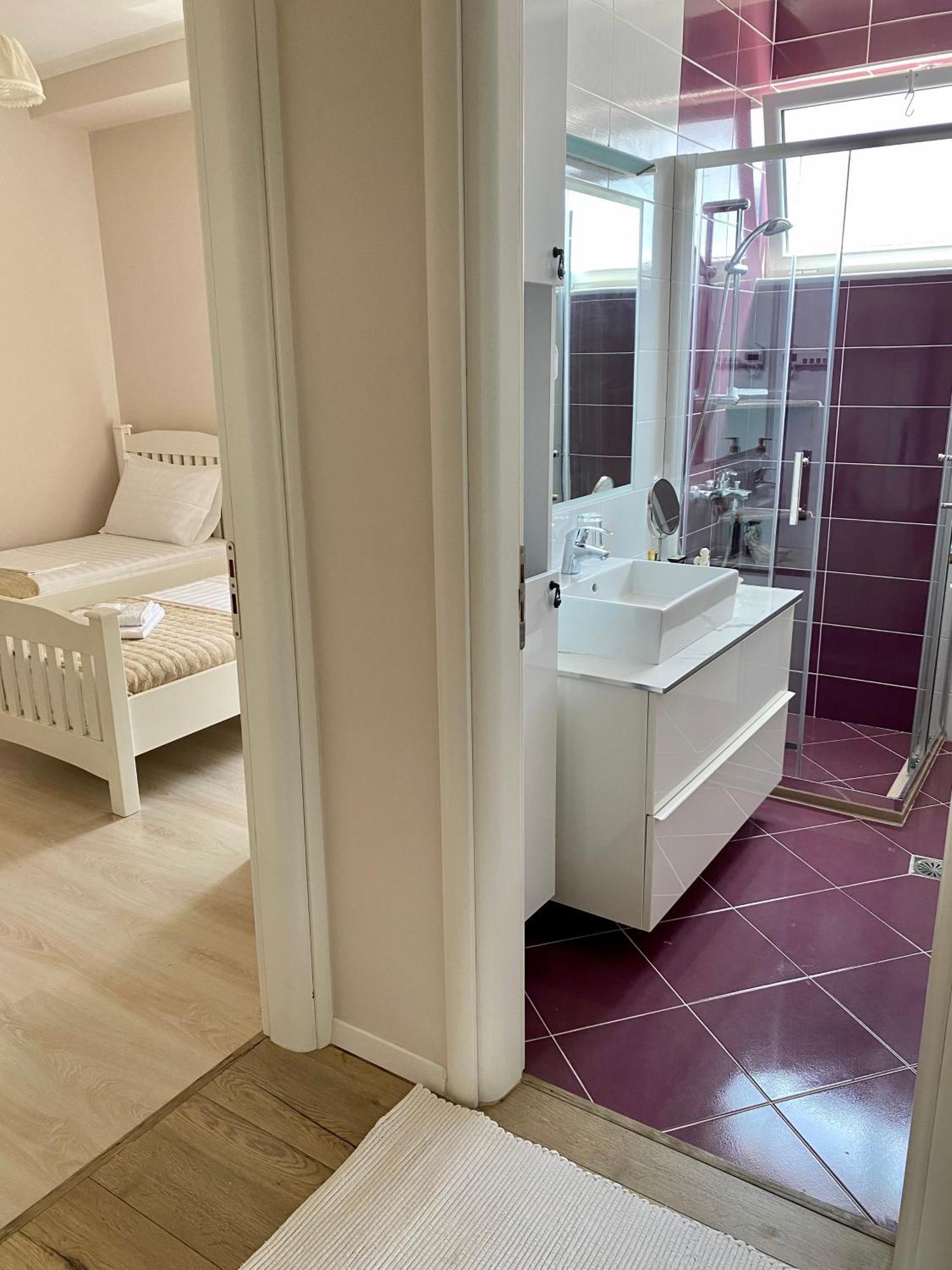 Amarilis Luxury Apartments Sarandë Exteriör bild