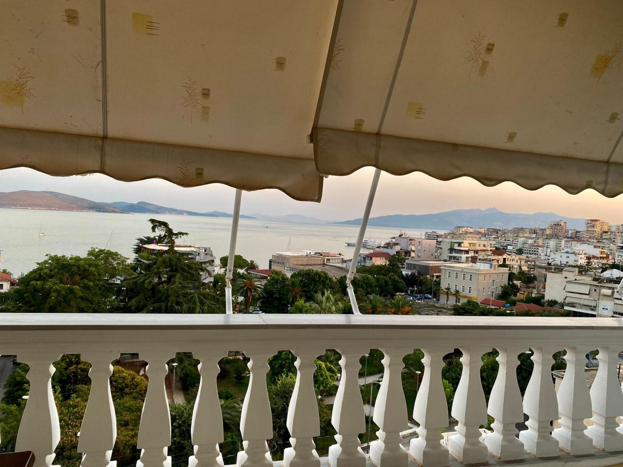 Amarilis Luxury Apartments Sarandë Exteriör bild